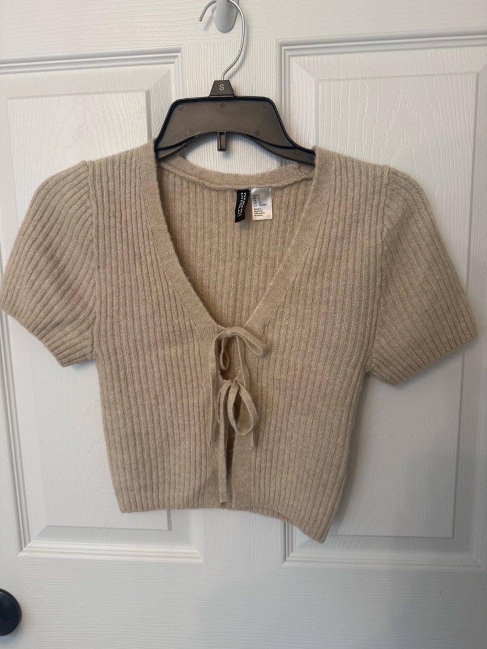 H&M Tie-Front Short Sleeve Sweater